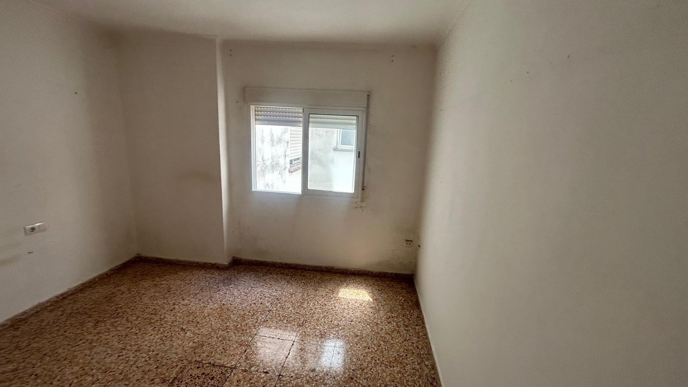 Flat on Calle Sant Carles – Torrent – Valencia — image 8